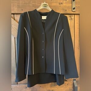 Kasper Le Suit women's black skirt suit with pale pink contrast piping, size 18